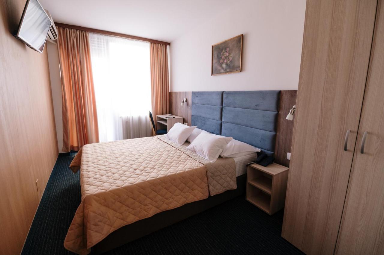 בלגרד Hotel Slavija מראה חיצוני תמונה