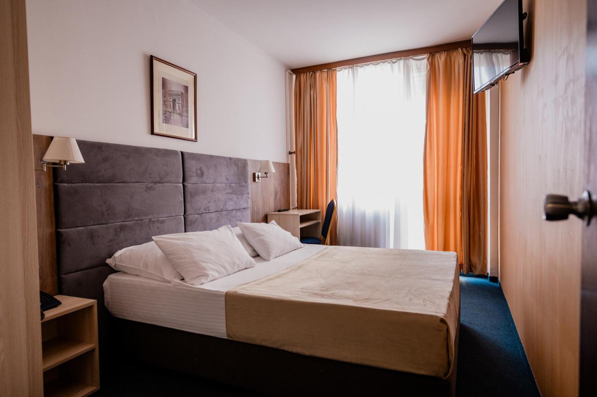בלגרד Hotel Slavija מראה חיצוני תמונה